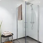 Modern With Two Bedrooms *